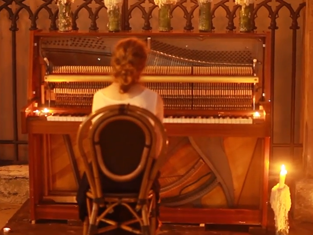 Вуличне піаніно у Львові