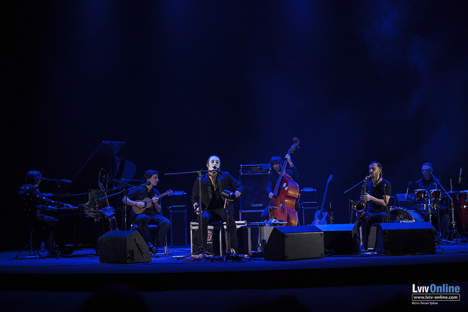 Фото з концерту Сергія Бабкіна «Старе по-новому»