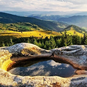 Екскурсія «Гуцульський Стоунхендж»