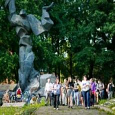 Міська прогулянка «Підземний світ: історія виживання під час Голокосту у львівських каналізаціях»