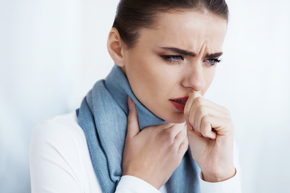 Коли дошкуляє сухий кашель: 5 способів полегшити самопочуття