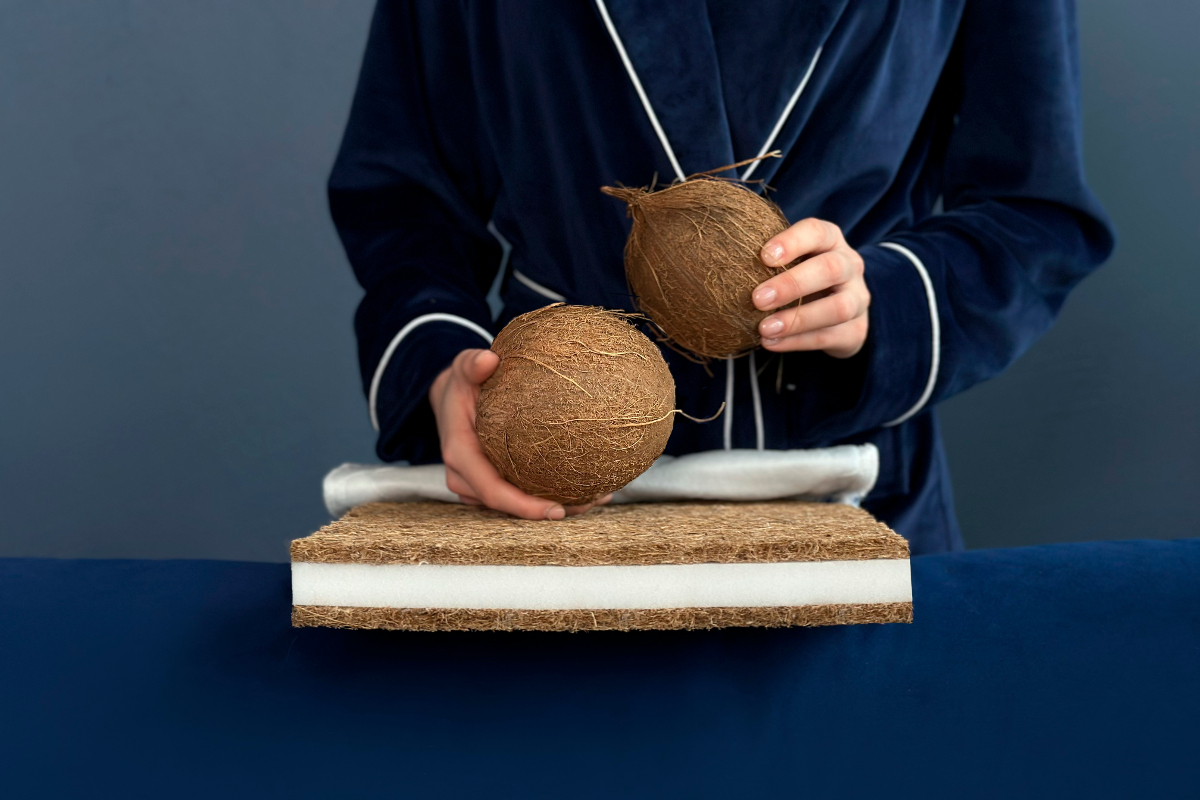 Топери з кокосовою стружкою: основні особливості виробів