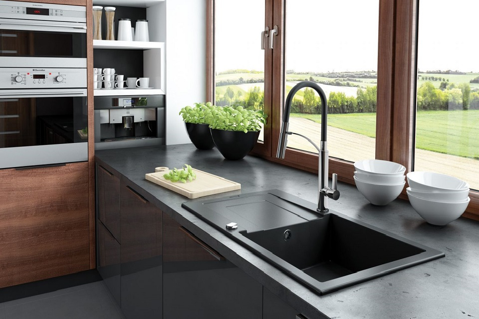 Прямокутні мийки для кухні: практичність і стиль в одному виробі