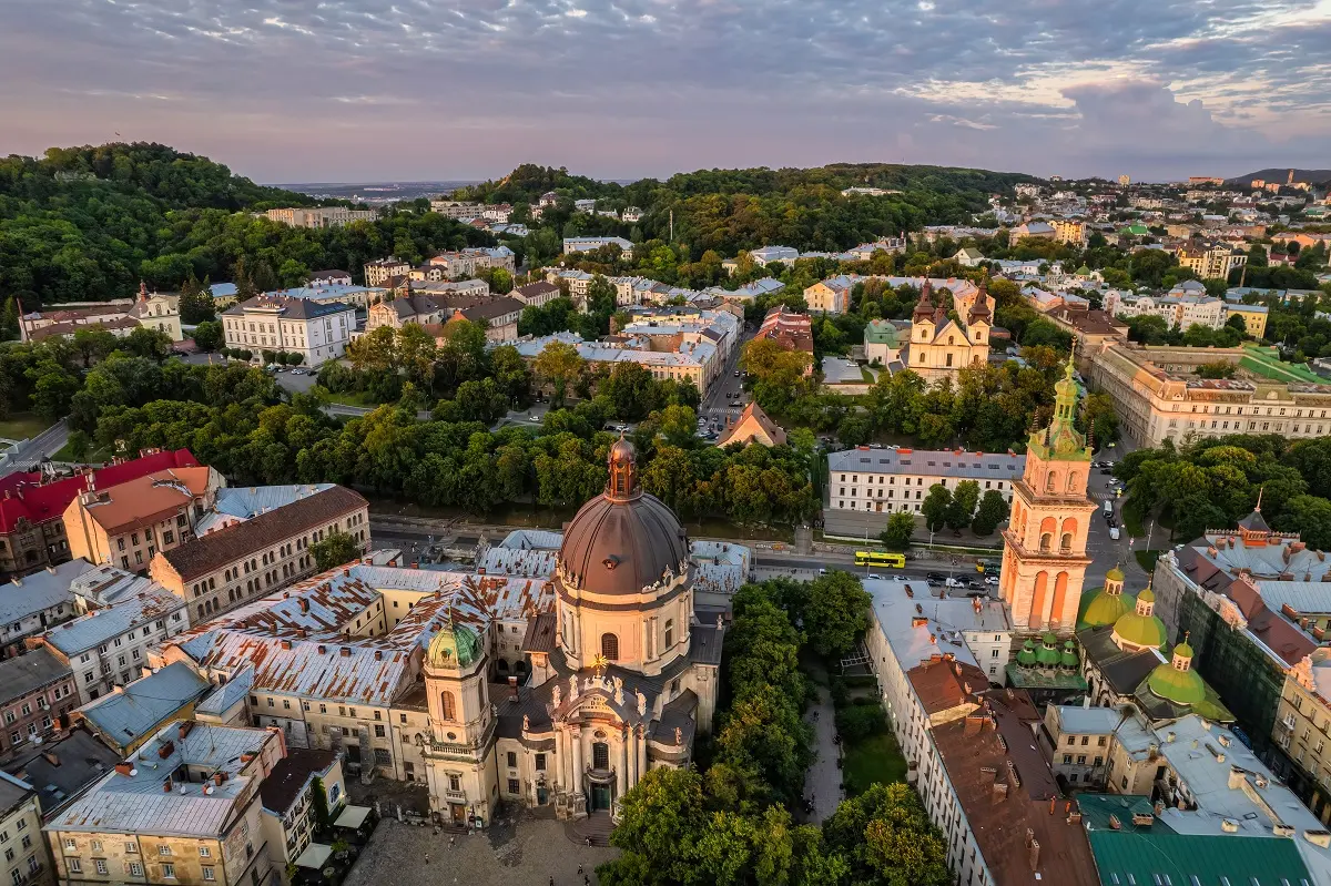 10 архітектурних символів сучасного Львова