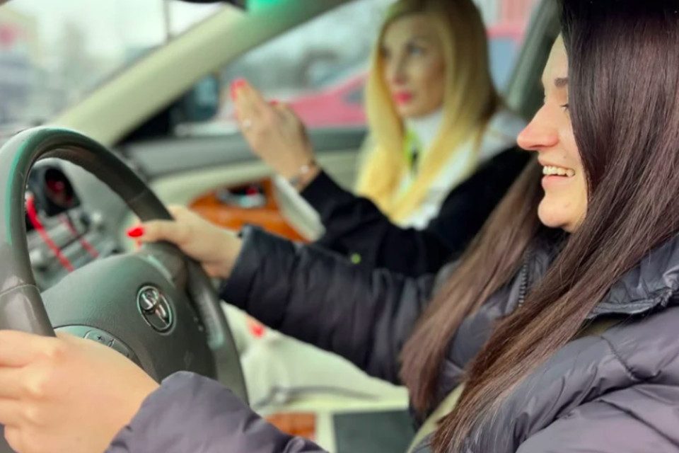 Що входить у вартість навчання в автошколі: теорія, практика та іспит