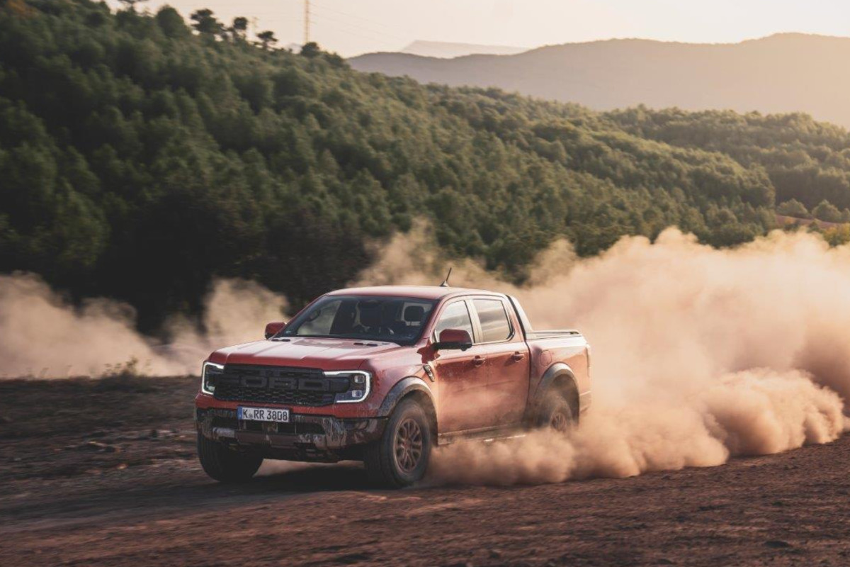 Для кого створений Ford Raptor і в чому його головні переваги?